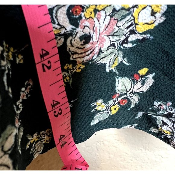 Max Studio Dress Woman's Size Medium (Please see measurements) Dark Green Floral - Picture 5 of 12
